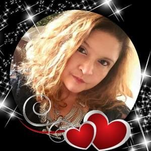 Meet your Posher, Yesenia